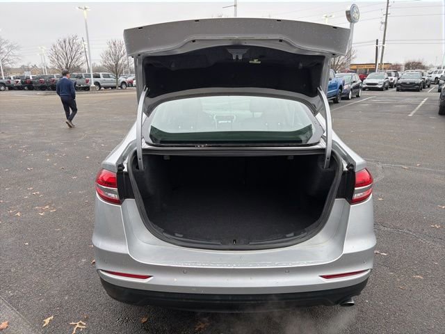 Used 2019 Ford Fusion SE image 8