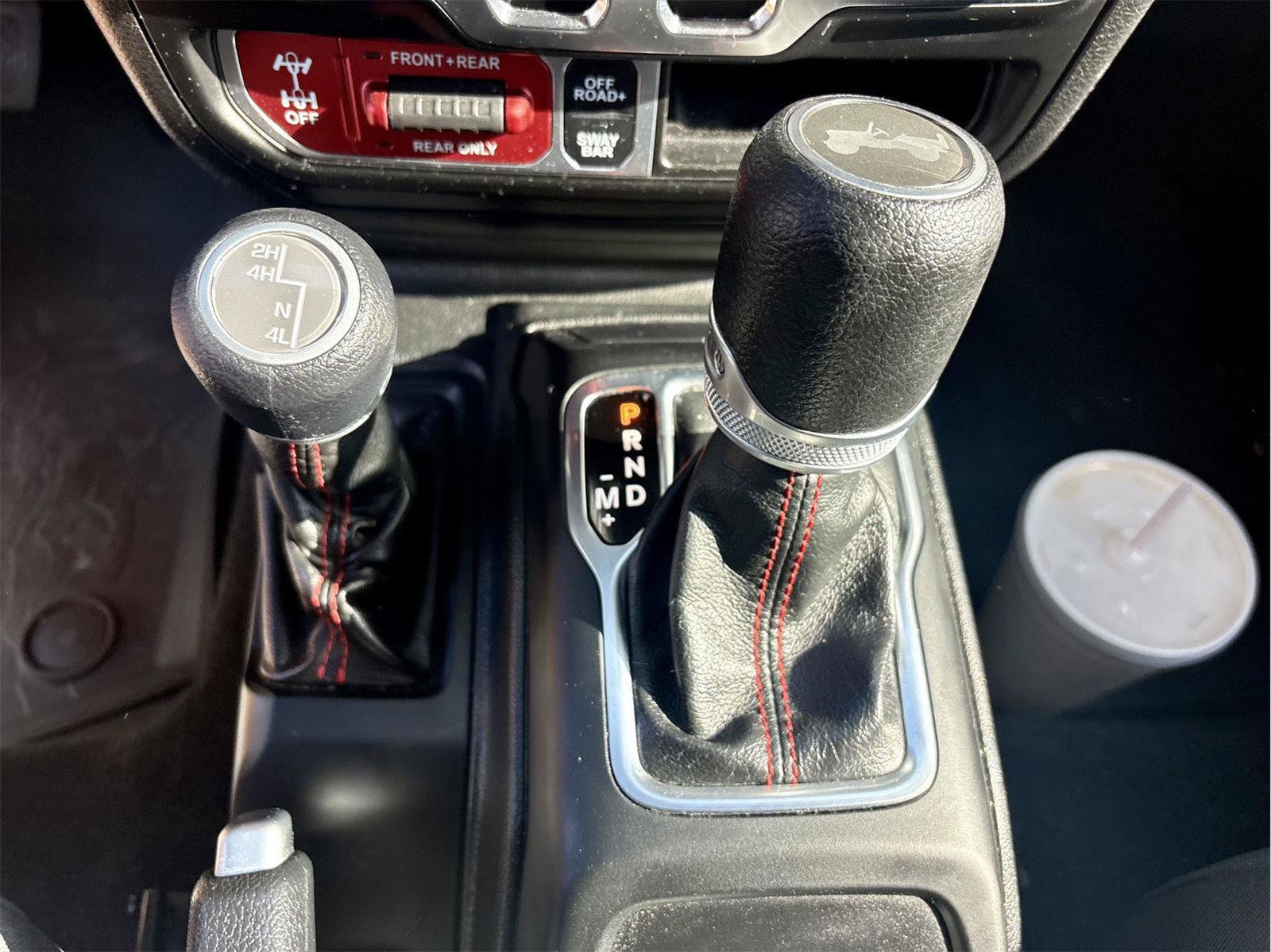 Used 2022 Jeep Wrangler Rubicon AWD/4WD image 15