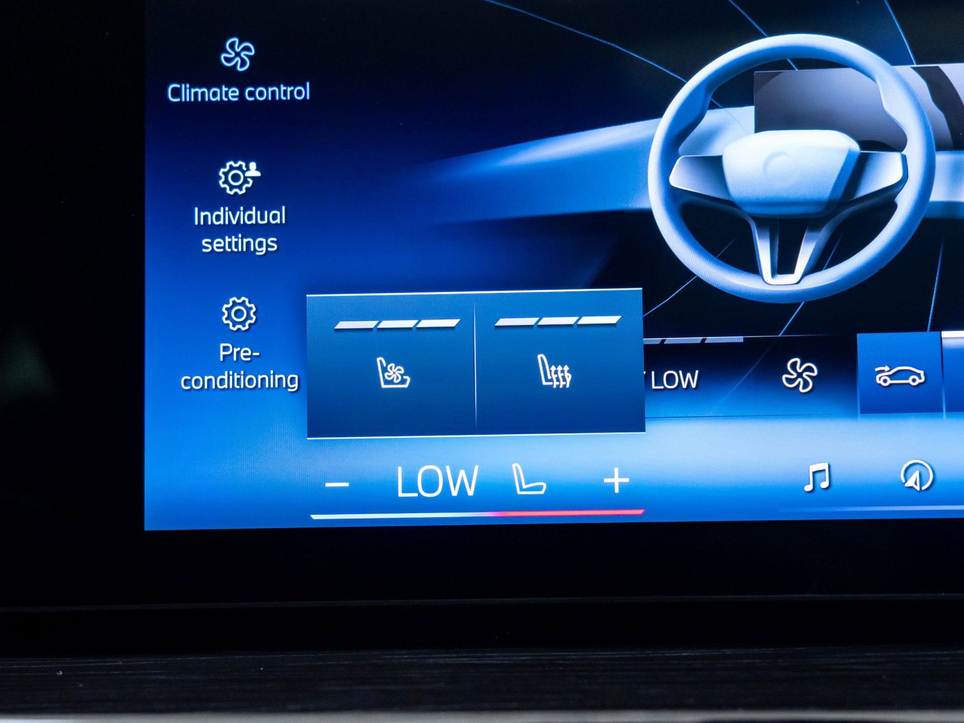 Used 2024 BMW X5 M60i image 28