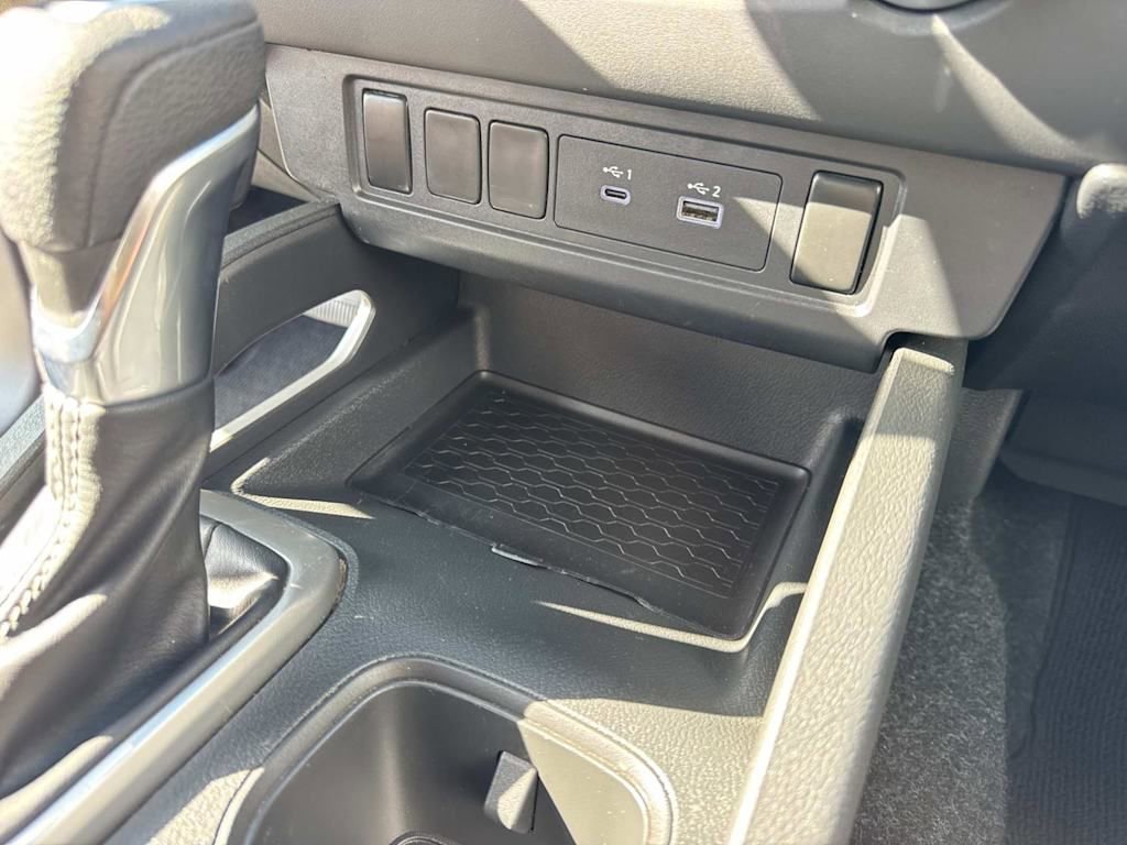 Used 2023 Nissan Frontier SV image 31