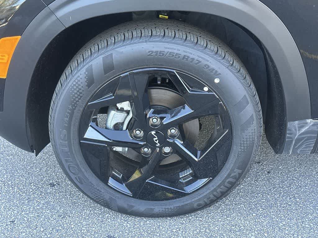 Certified 2026 Kia Seltos EX w/ EX Sunroof Package FWD image 11