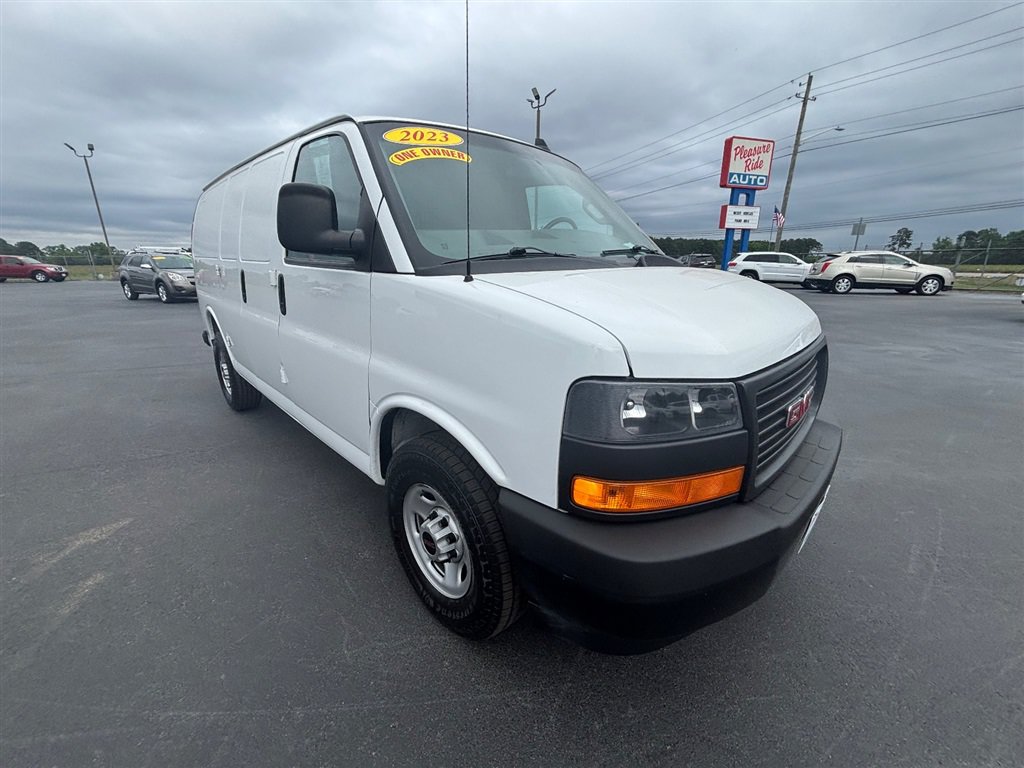 Used 2023 GMC Savana 2500 w/ Driver Convenience Package RWD image 11