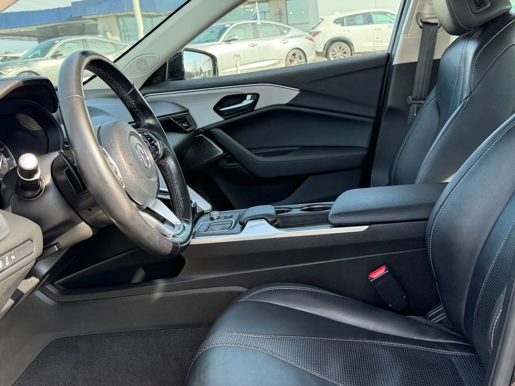 Used 2023 Acura TLX w/ Technology Package image 10