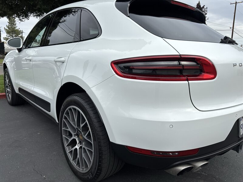 Used 2016 Porsche Macan S AWD/4WD image 10