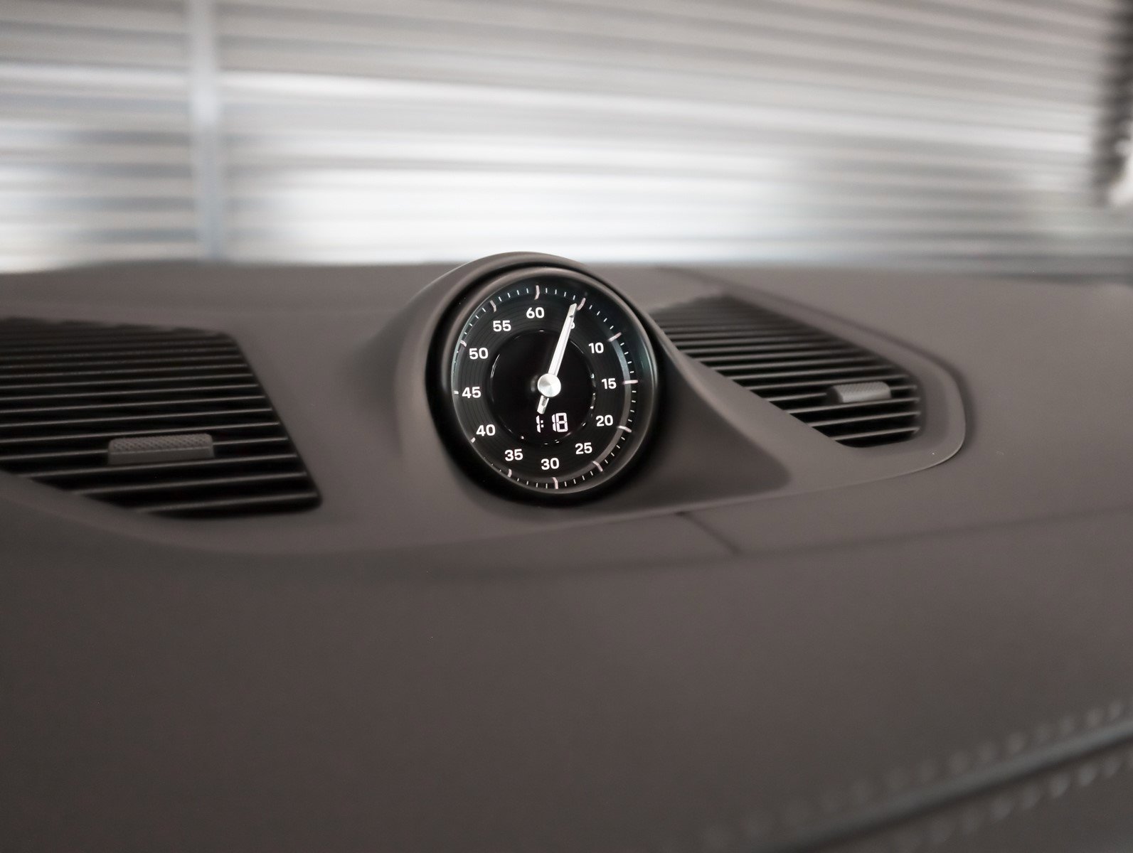 New 2026 Porsche Cayenne GTS image 24