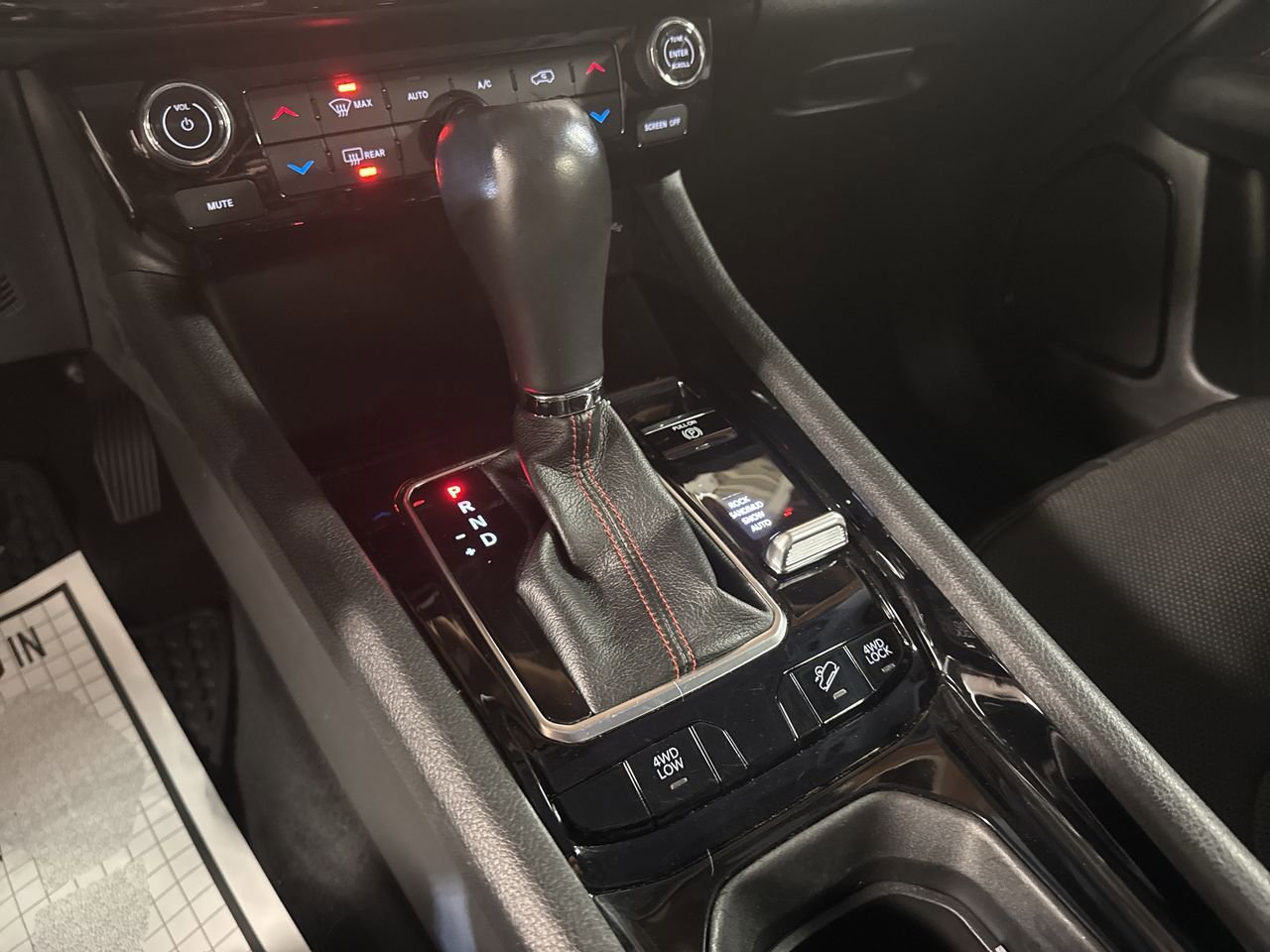 Used 2022 Jeep Compass Trailhawk w/ Trailhawk Elite Group image 29