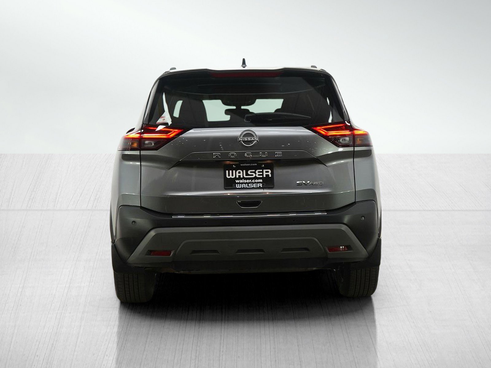 Used 2022 Nissan Rogue SV w/ SV Premium Package image 4