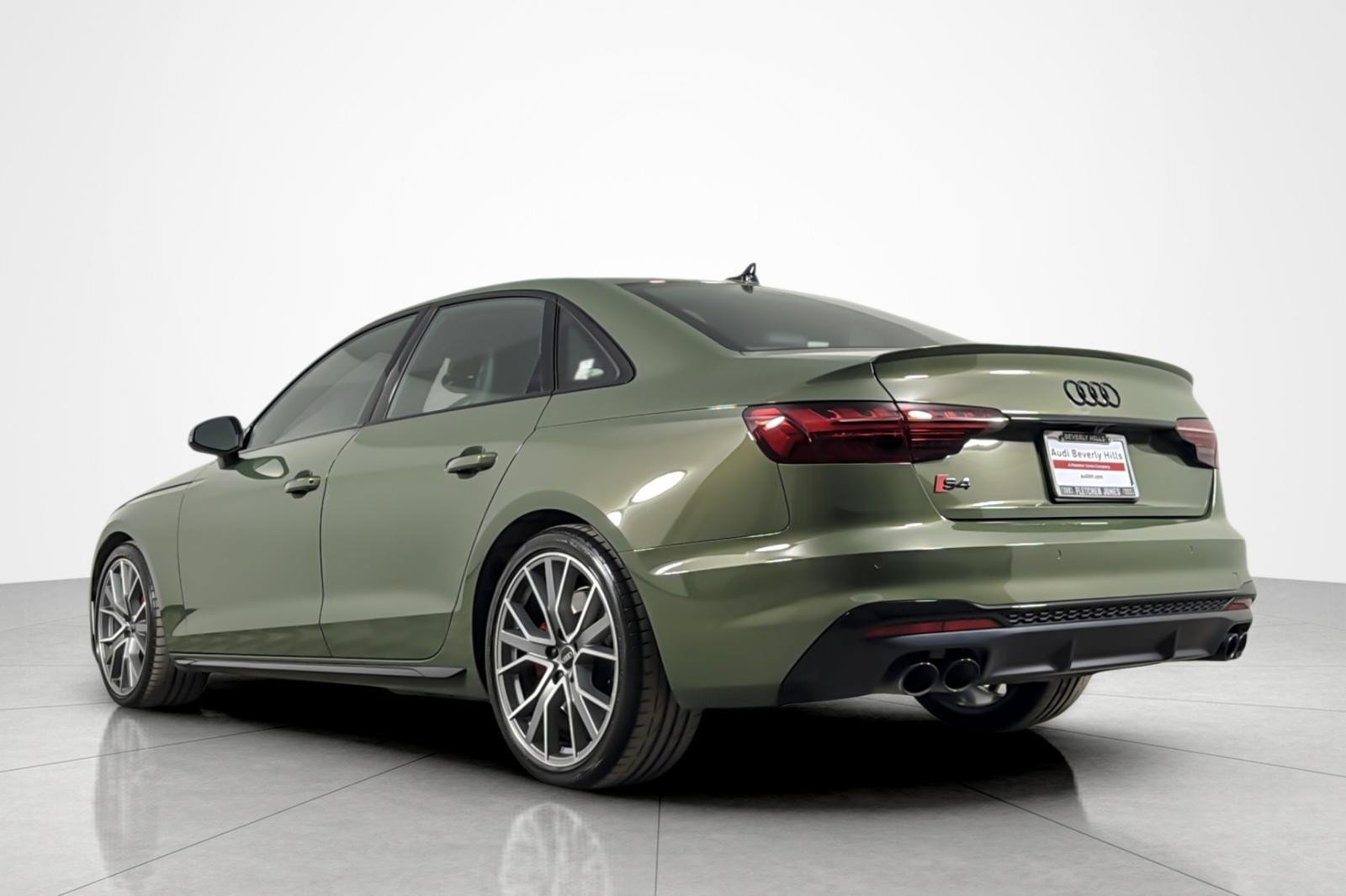 Used 2023 Audi S4 Premium Plus w/ Premium Plus Package AWD/4WD image 3