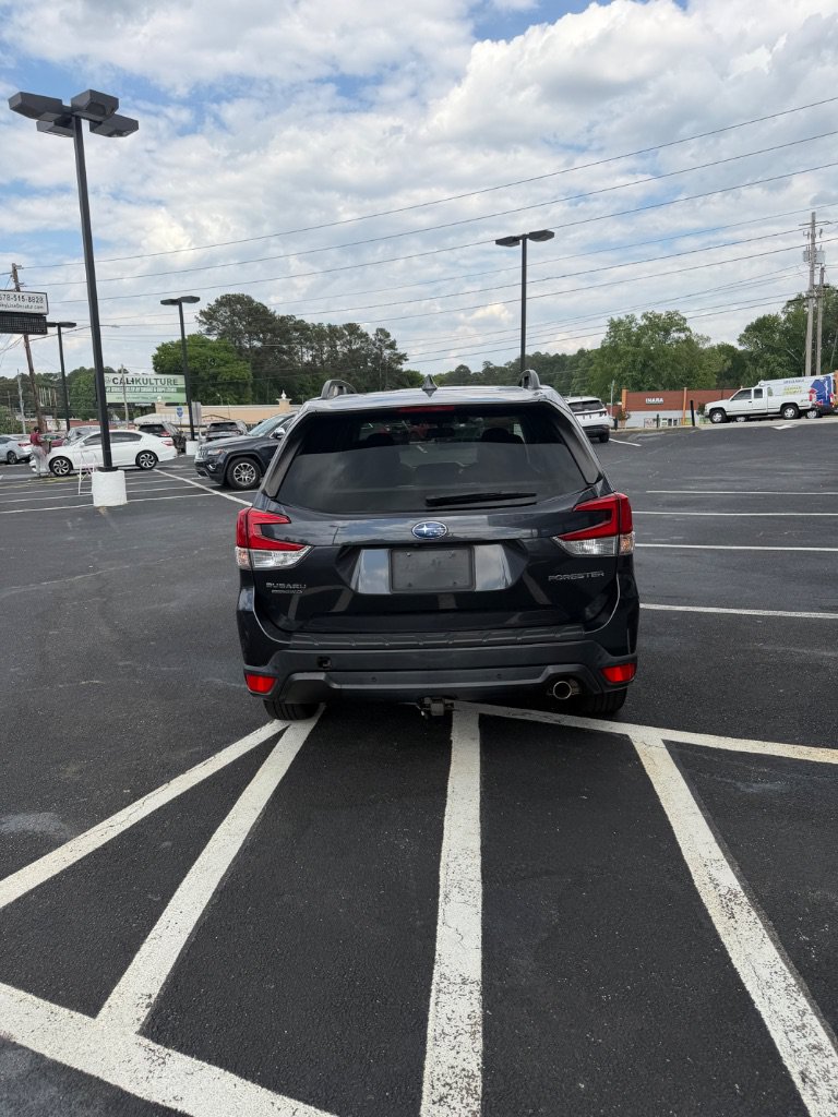 Used 2019 Subaru Forester Limited AWD/4WD image 6