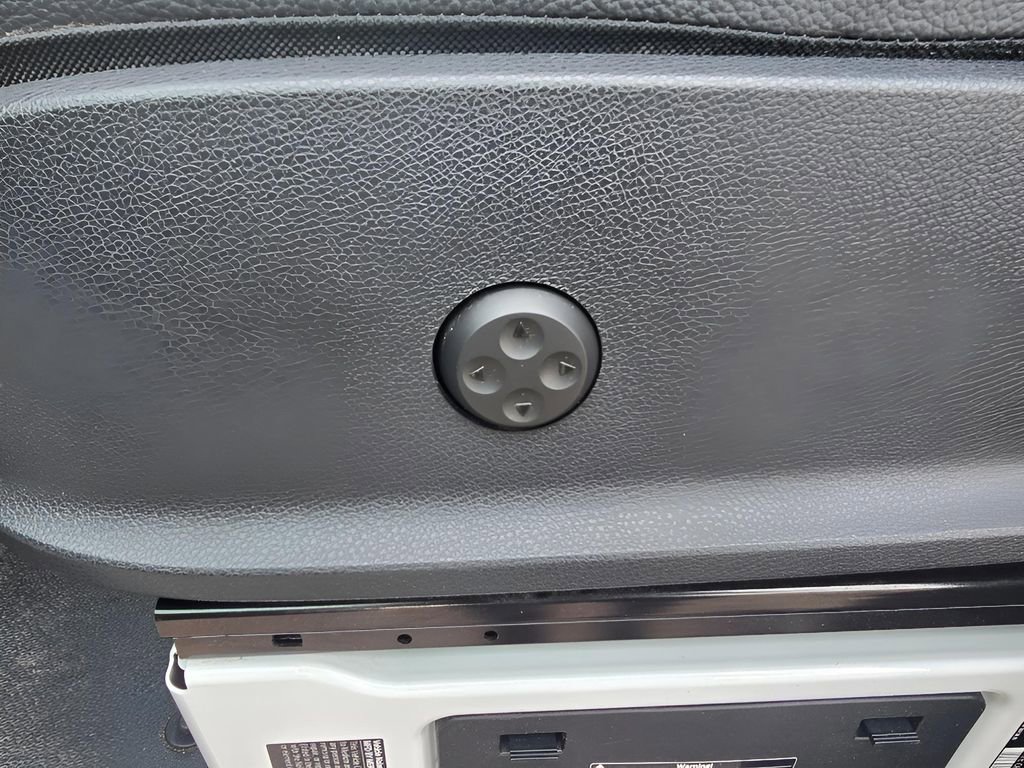 Used 2022 Mercedes-Benz Sprinter 3500 w/ Parking Package image 27