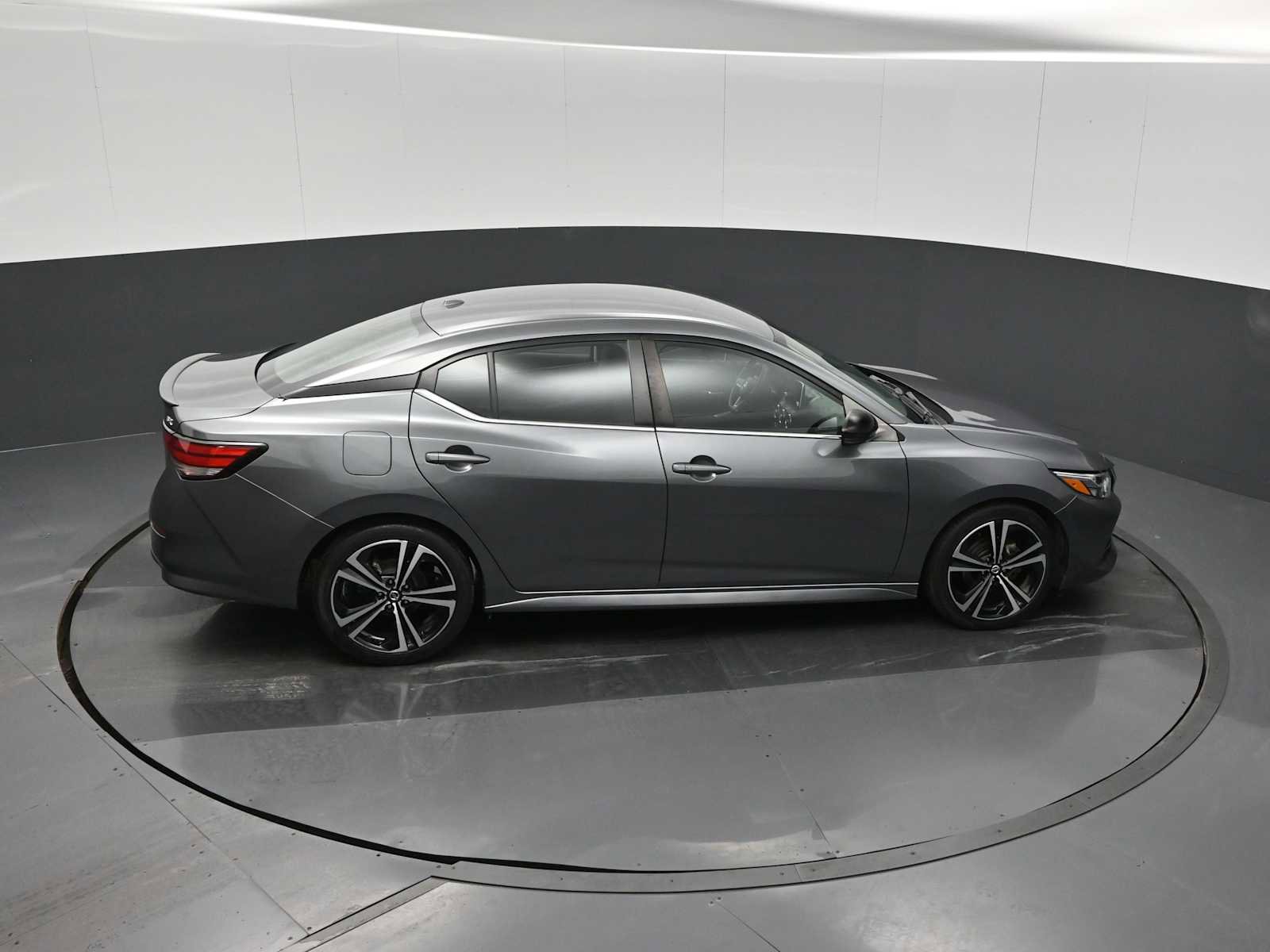 Used 2021 Nissan Sentra SR image 23