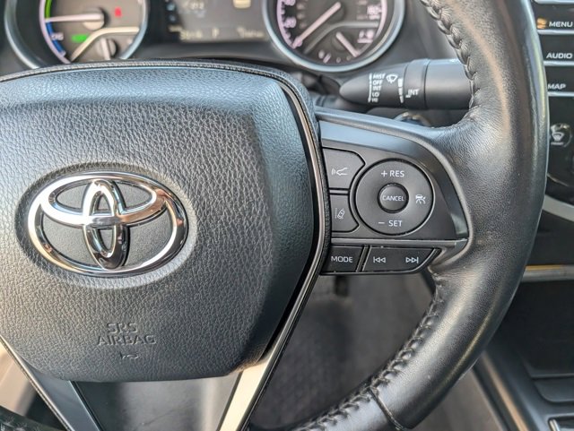 Used 2020 Toyota Camry XLE image 17