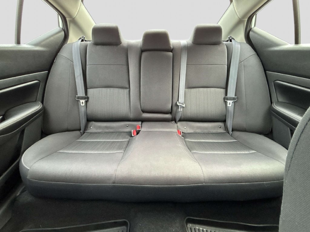 Used 2024 Nissan Altima 2.5 SV w/ SV Premium Package AWD/4WD image 32