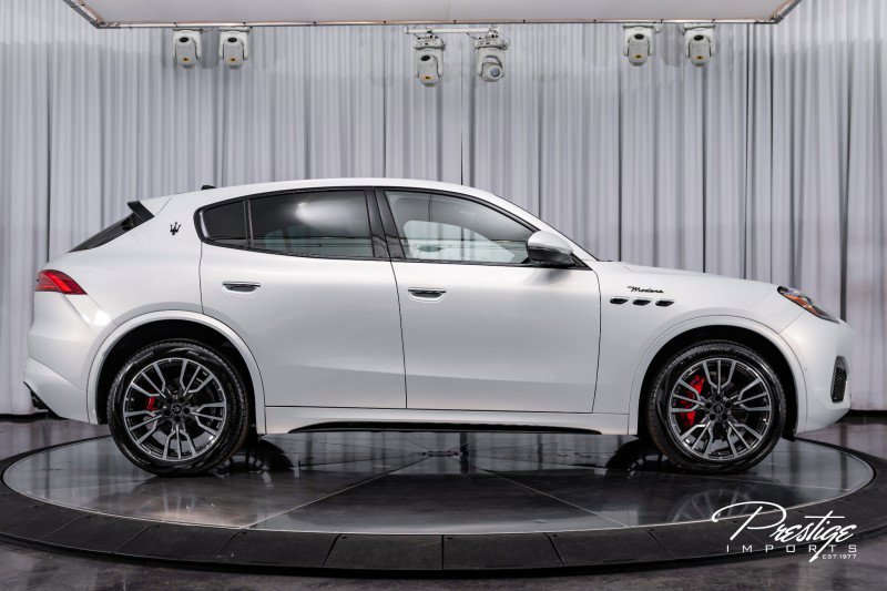 Used 2023 Maserati Grecale Modena image 21