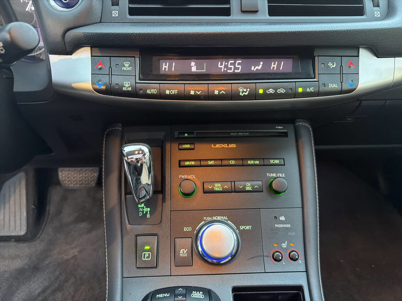 Used 2011 Lexus CT 200h Premium w/ Premium Audio Pkg image 22