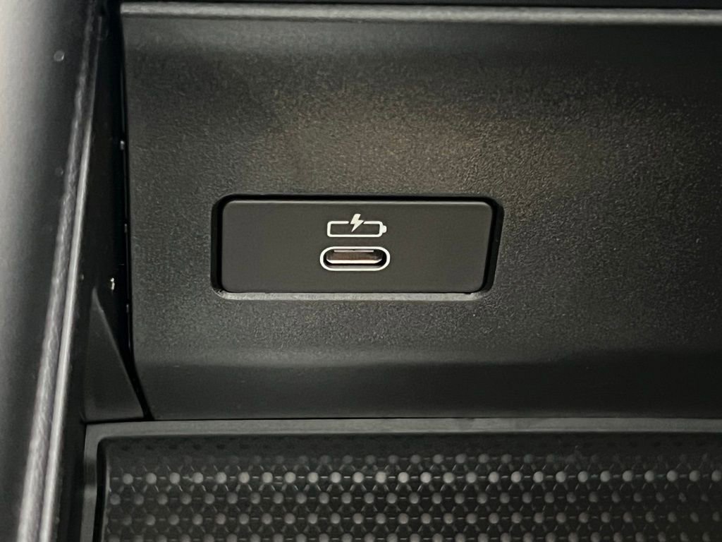 New 2026 BMW X5 xDrive50e w/ M Sport Package image 31