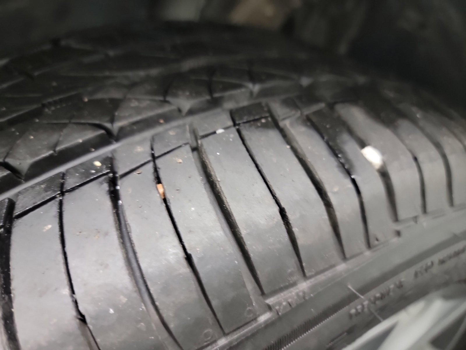 Used 2019 Volvo XC90 T6 Momentum w/ Advanced Package image 31