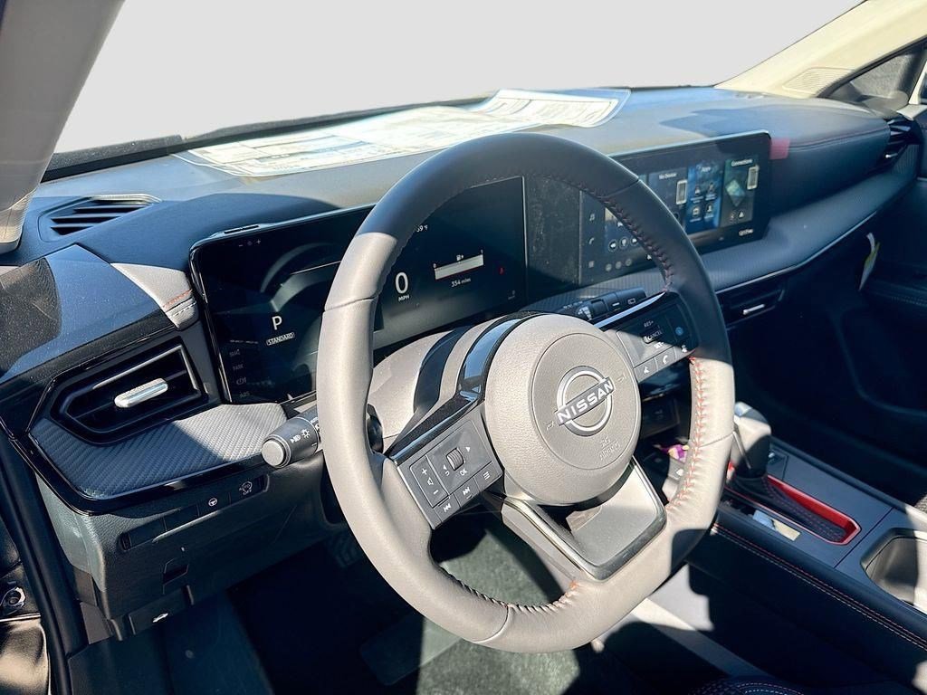 New 2026 Nissan Kicks SR w/ Illumination Package FWD image 9