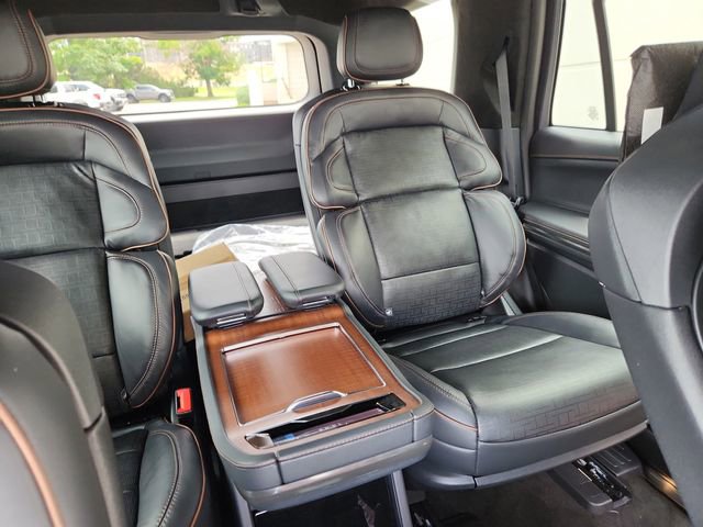 New 2025 Lincoln Navigator Black Label image 15