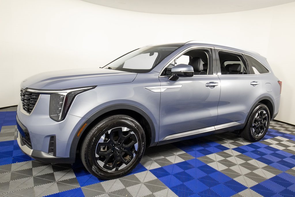 Used 2024 Kia Sorento S