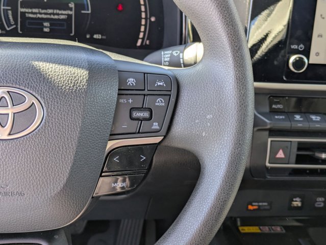 Used 2025 Toyota Camry LE image 21