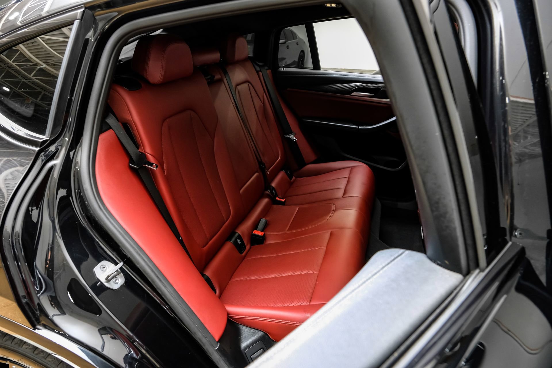 Used 2024 BMW X4 M40i w/ Premium Package image 39