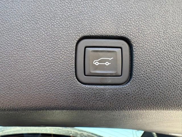 Used 2024 Cadillac XT6 Premium Luxury w/ Technology Package image 37