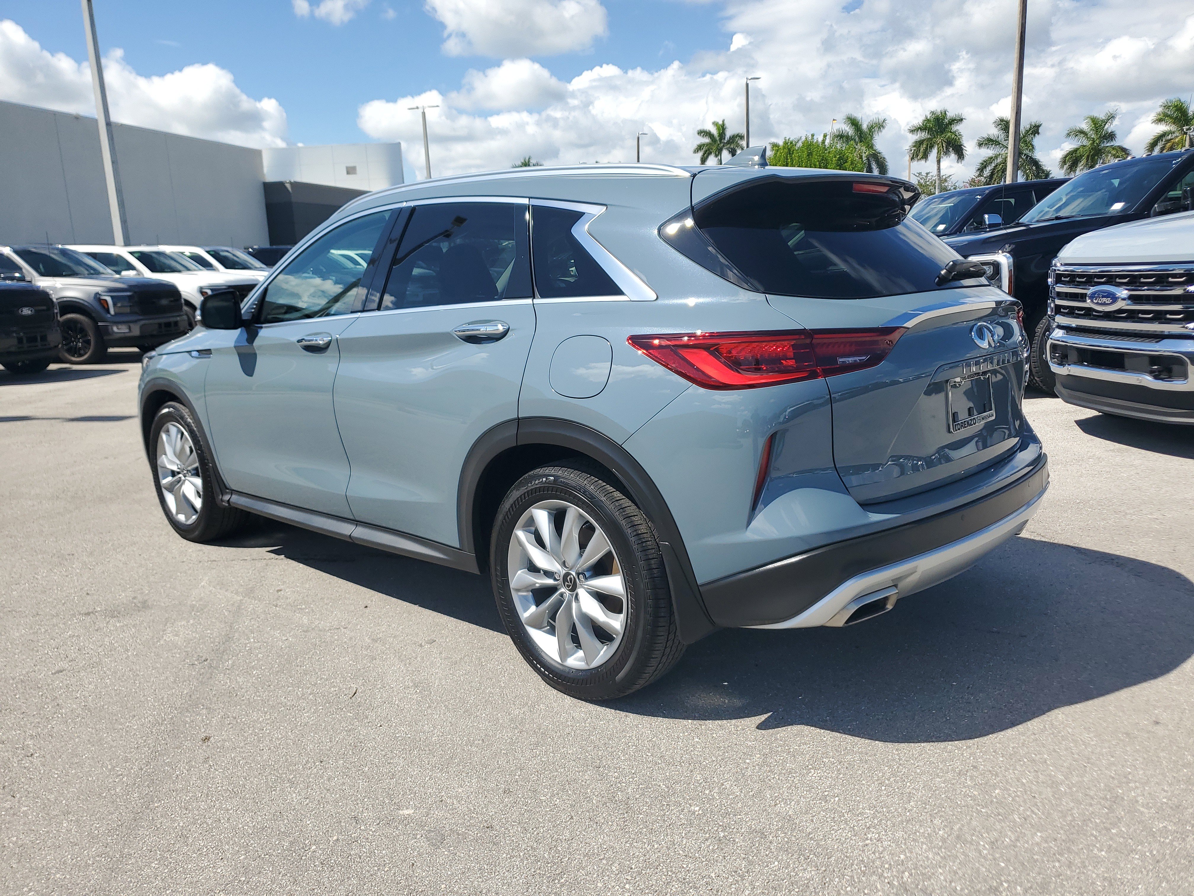 Used 2022 INFINITI QX50 Essential image 7
