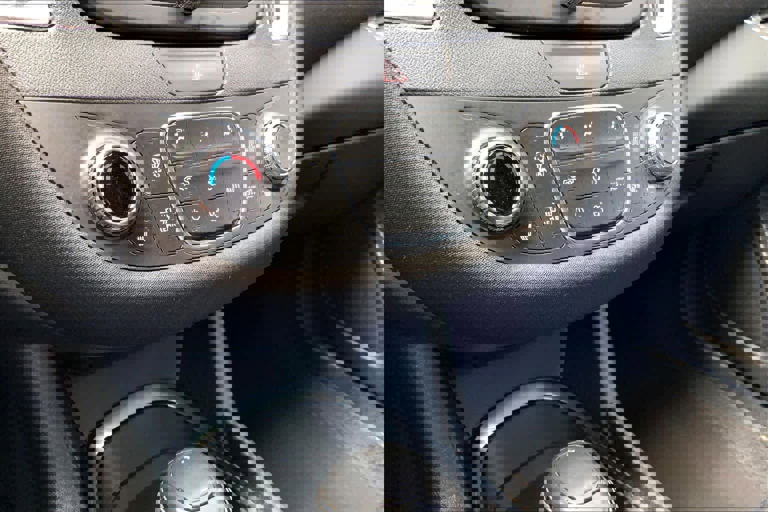 Used 2019 Chevrolet Malibu LT image 35