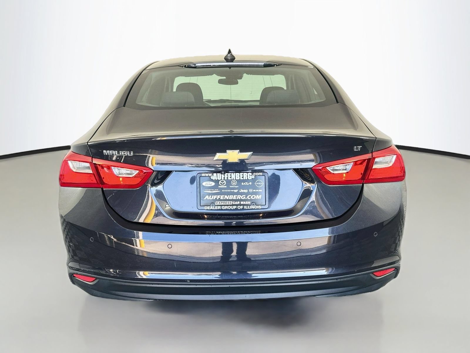 Used 2023 Chevrolet Malibu LT w/ Driver Confidence Package FWD image 6