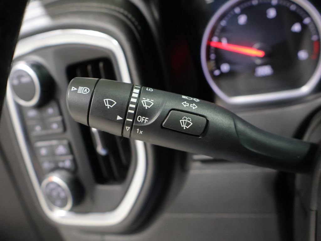 Used 2020 Chevrolet Silverado 3500 LTZ w/ LTZ Premium Package image 37