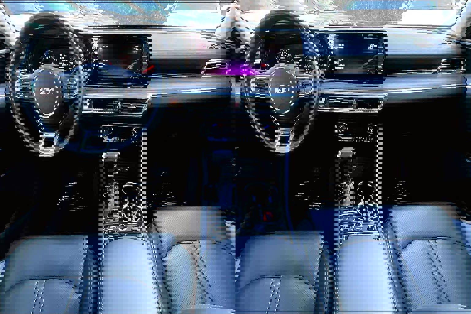 Used 2022 Kia K5 EX w/ EX Premium Package image 15