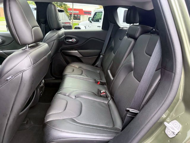Certified 2020 Jeep Cherokee Limited AWD/4WD image 12