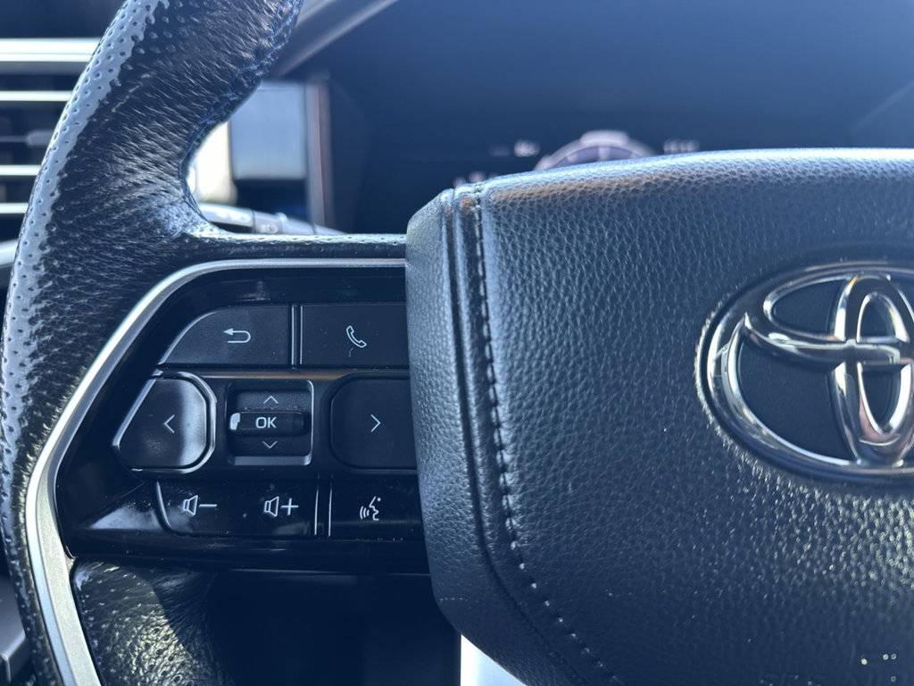 Used 2023 Toyota Tundra Platinum AWD/4WD image 30