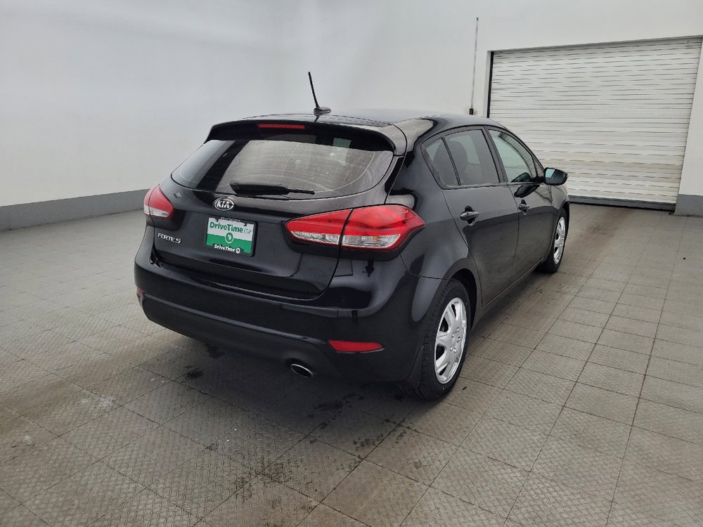 Used 2016 Kia Forte LX image 9