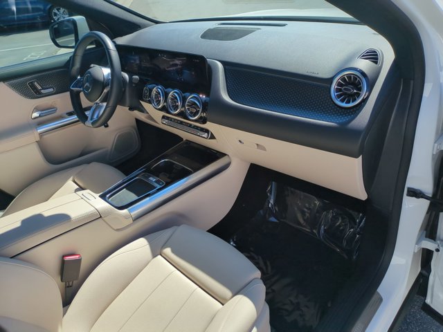 Used 2025 Mercedes-Benz GLA 250 image 21