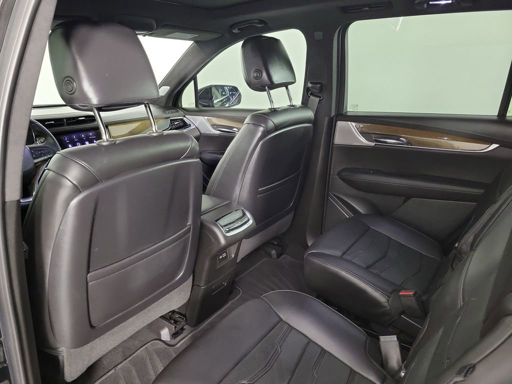 Used 2020 Cadillac XT6 Premium Luxury w/ Platinum Package image 13