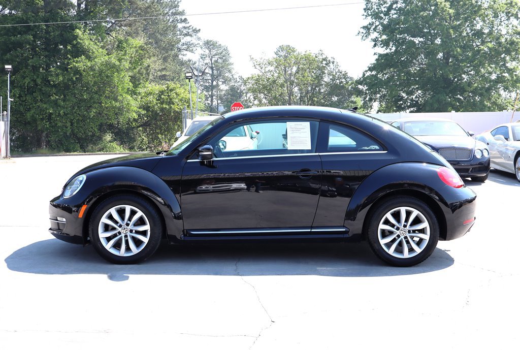 Used 2013 Volkswagen Beetle TDI FWD image 5