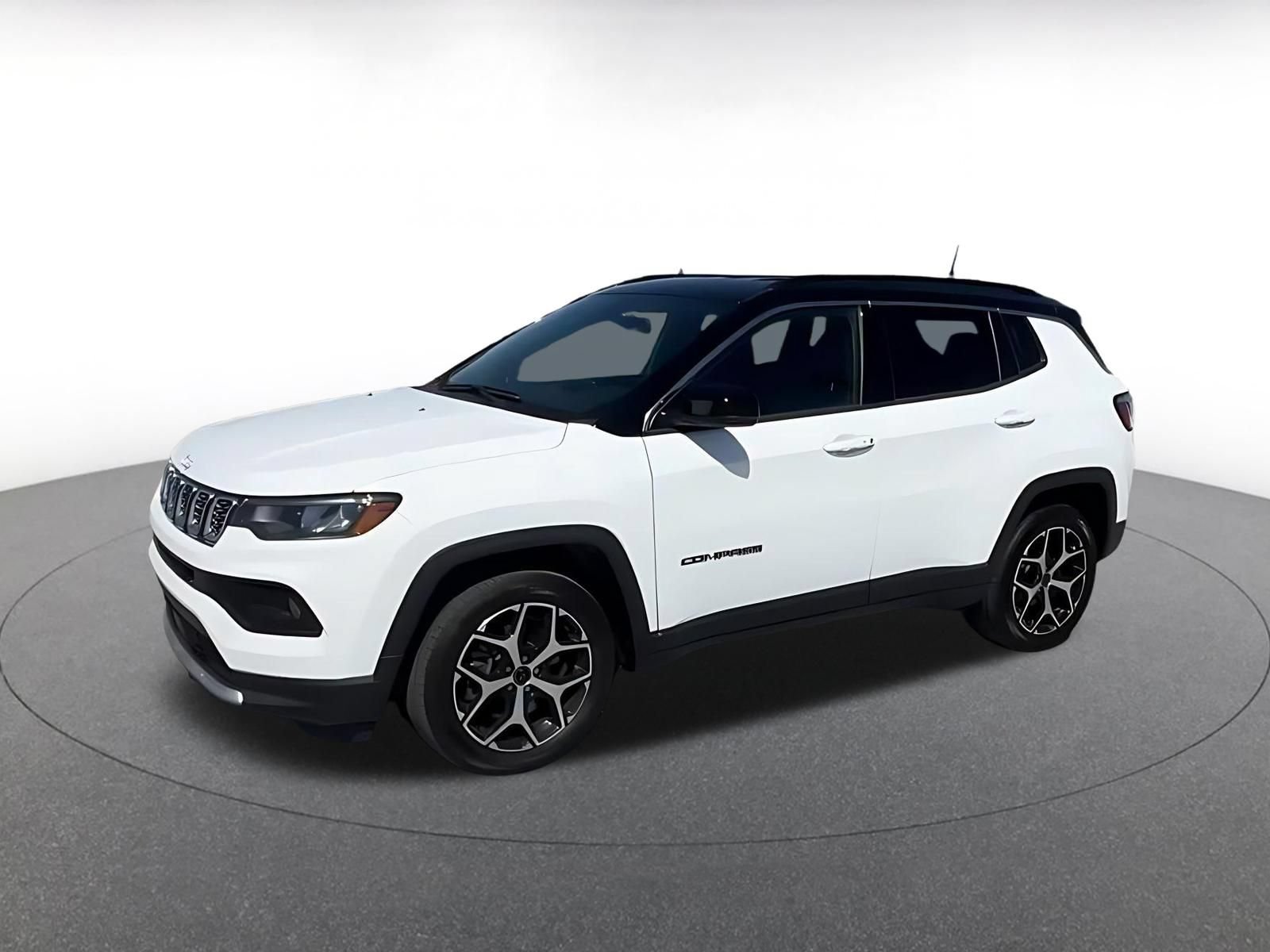 Used 2025 Jeep Compass Limited AWD/4WD image 8