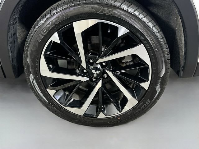 Used 2023 Mitsubishi Outlander SE AWD/4WD image 29