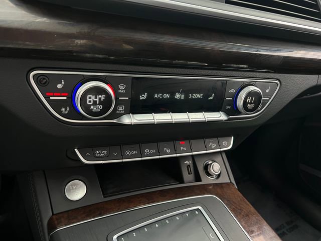 Used 2019 Audi Q5 Prestige w/ Prestige Package image 30