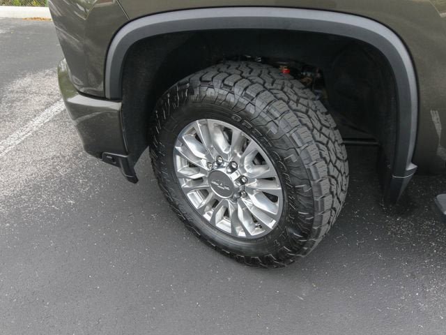 Used 2023 Chevrolet Silverado 3500 High Country w/ Safety Package II AWD/4WD image 31