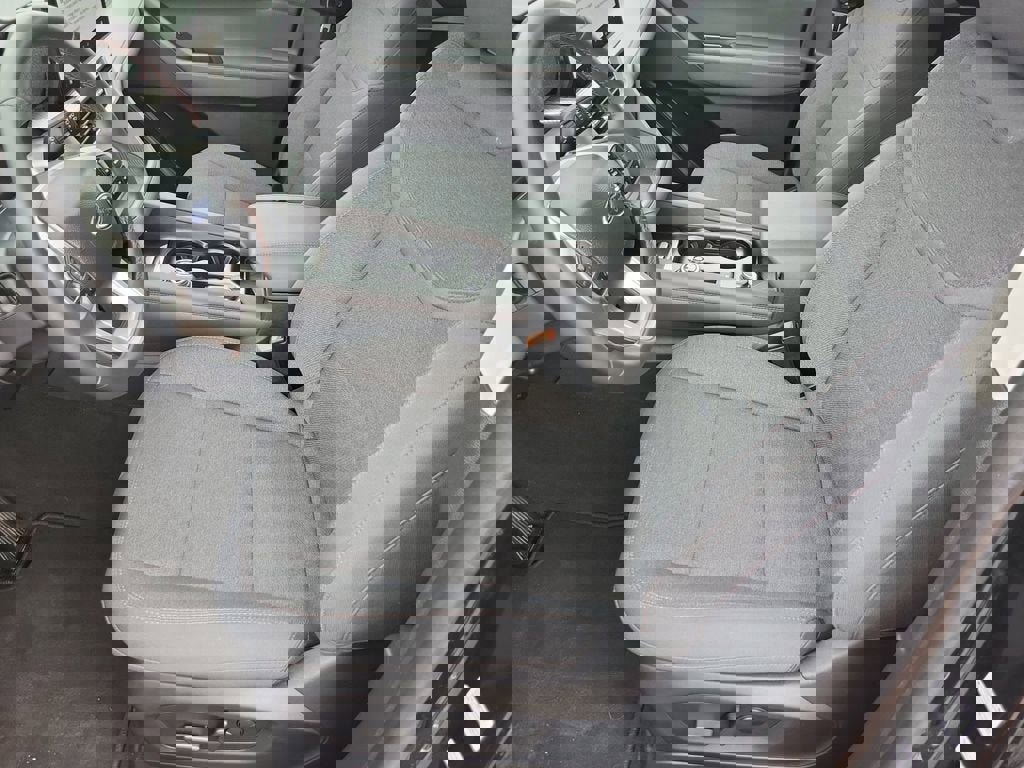 Used 2025 Ford Explorer Active image 9