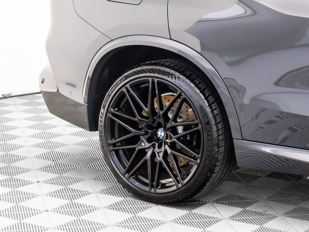 Used 2024 BMW X5 M Competition w/ Executive Package image 37