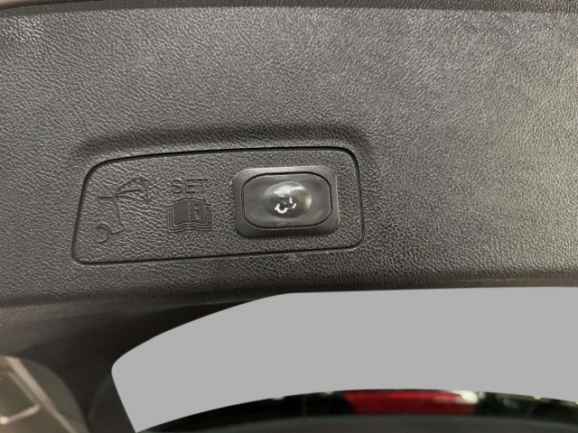 Used 2019 Lincoln MKC Select w/ Select Plus Package image 45