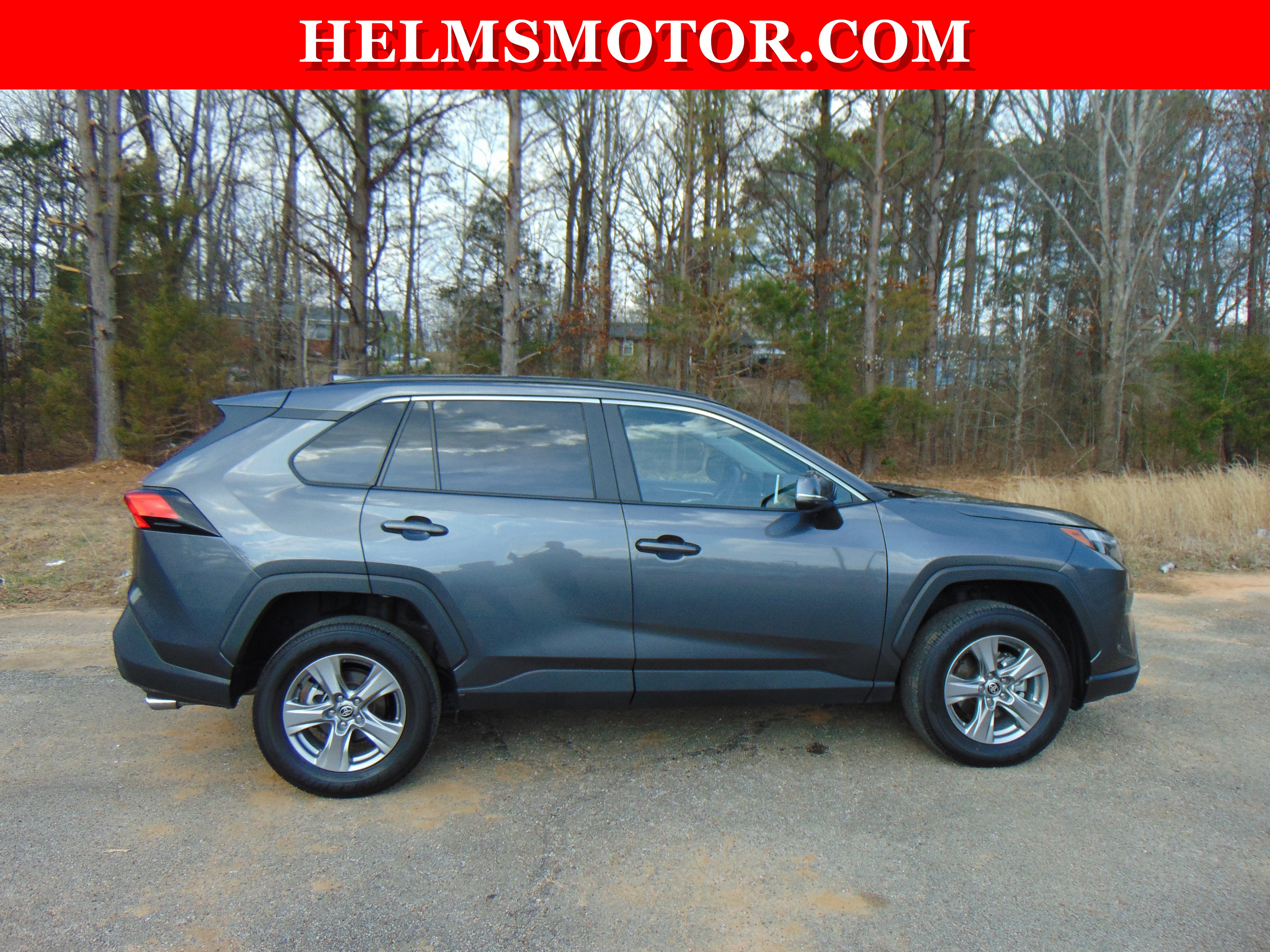 Used 2025 Toyota RAV4 XLE w/ Convenience Package image 14