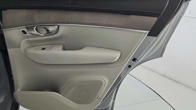 Certified 2026 Volvo XC90 B6 Ultra w/ Protection Package AWD/4WD image 37