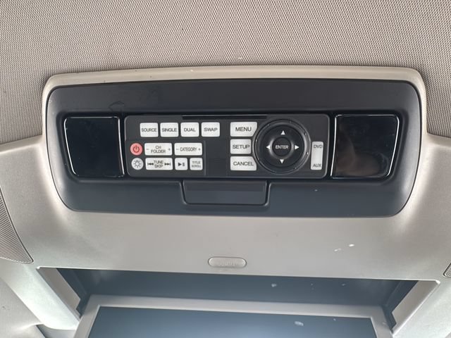 Used 2016 Honda Odyssey Touring Elite image 26