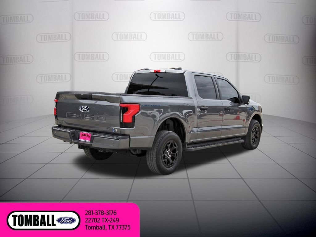 Used 2025 Ford F150 Lightning XLT AWD/4WD image 7