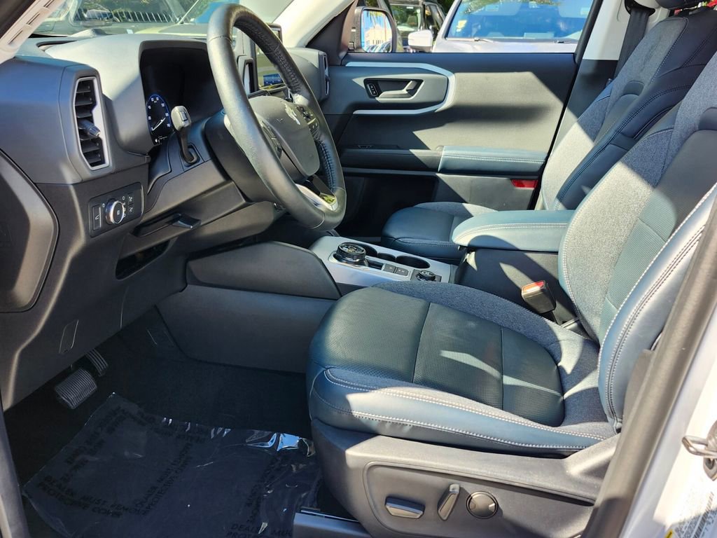 Used 2021 Ford Bronco Sport Outer Banks image 5